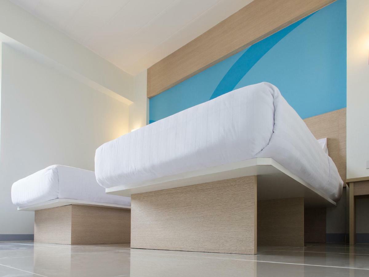Hop Chaengwattana Hotel Nonthaburi